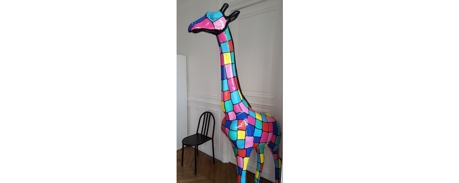 objets-deco-girafe-coloree